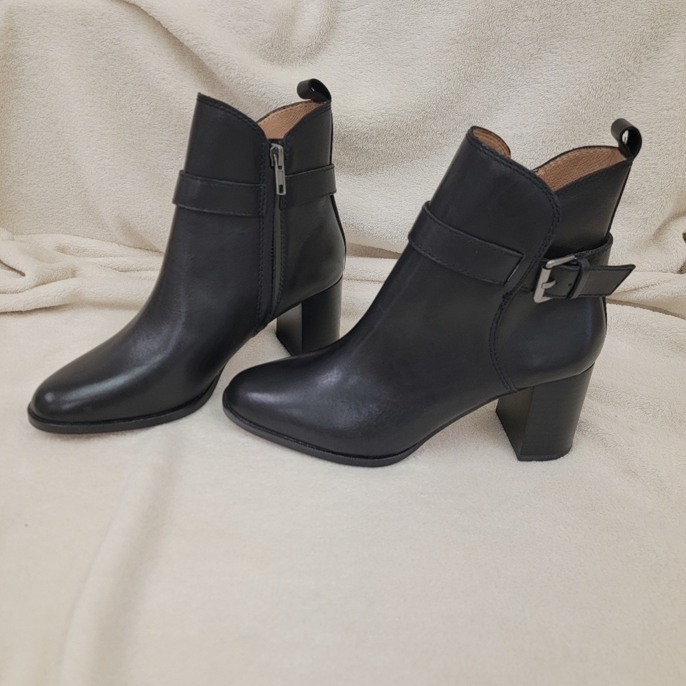 Madewell Leather Alaina Buckle Bootie NWOT - Picture 2 of 11